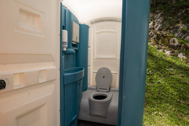 Portable Toilets for Disaster Relief Sites in Greenfield, MN